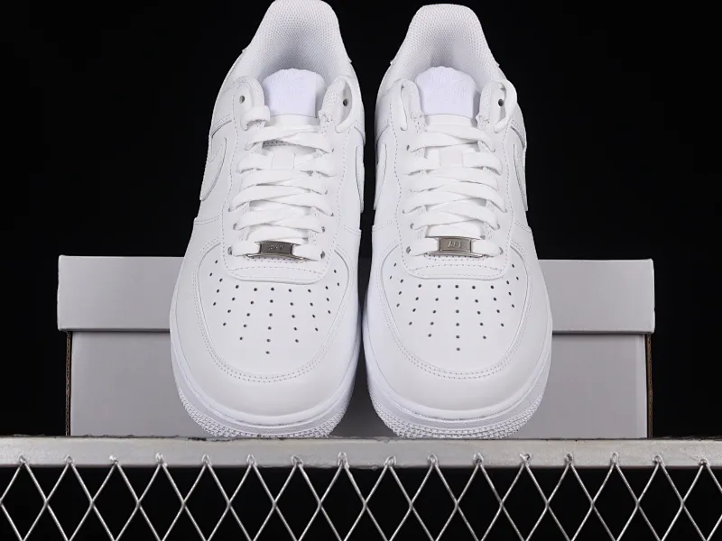 All categories Nk Air Force 1 Air Force series Nk Air Force 1 Low Air Force low-top XP version Nk Air Force 1'07 Low Air Force One Classic all-white low-top casual sneakers CW2288-111